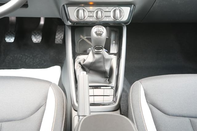 Skoda Scala Selection Black Magic 