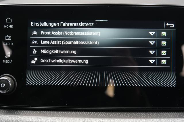 Skoda Scala Selection Black Magic 