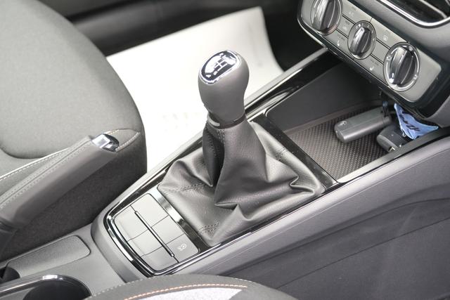 Skoda Scala Brilliant Silber 