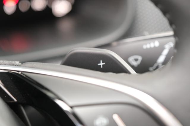 Skoda Scala Black Magic 