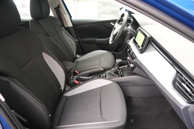 Skoda Scala Race Blau 