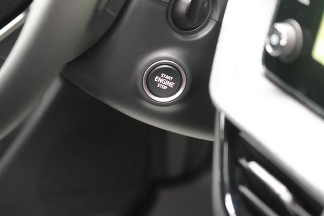 Skoda Scala Race Blau 