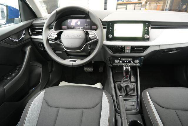 Skoda Scala Race Blau 