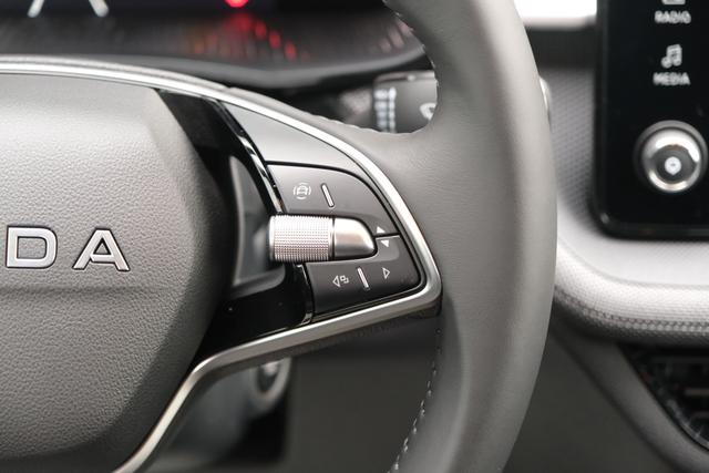 Skoda Fabia Selection Schwarz 