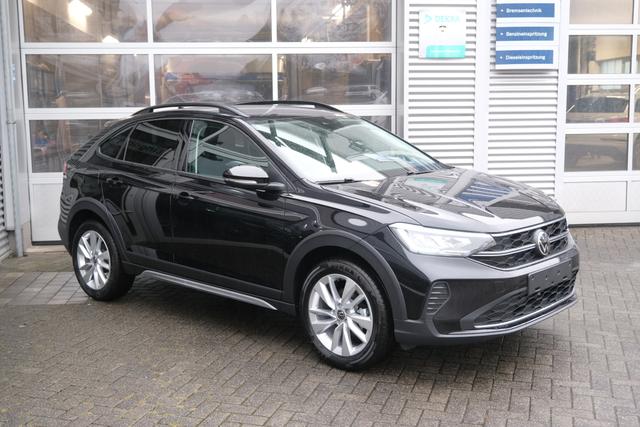 VW Taigo Life Deep Black Perleffekt 