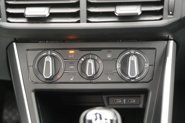 VW Taigo Life Reflexsilber 