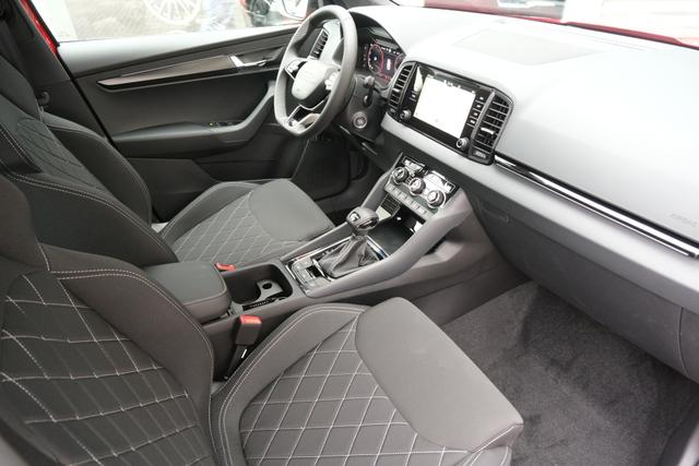 Skoda Karoq Sportline Velvet Rot 