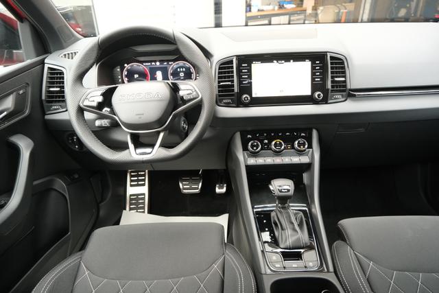 Skoda Karoq Sportline Velvet Rot 