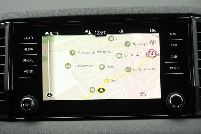 Skoda Karoq Sportline Velvet Rot 