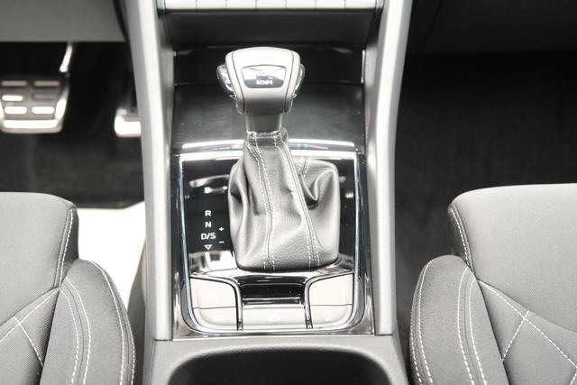 Skoda Karoq Sportline Velvet Rot 