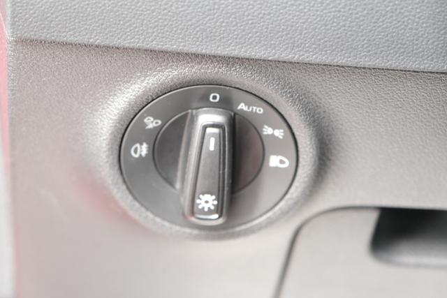 Skoda Karoq Sportline Velvet Rot 