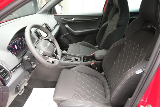 Skoda Karoq Sportline Velvet Rot 