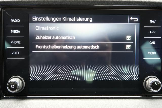 Skoda Karoq Sportline Velvet Rot 