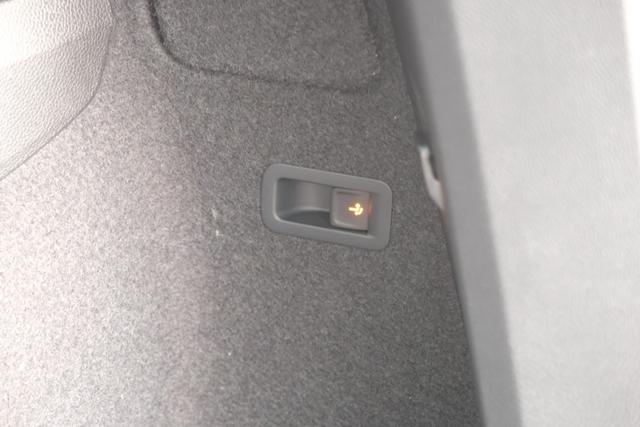 Skoda Karoq Sportline Graphite Grau 