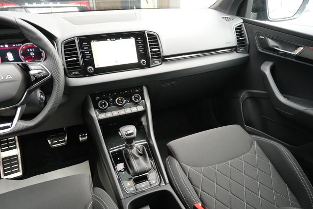 Skoda Karoq Sportline Graphite Grau 