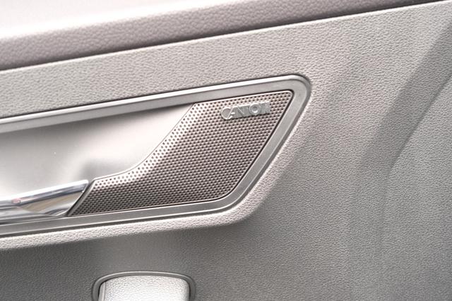 Skoda Karoq Sportline Graphite Grau 