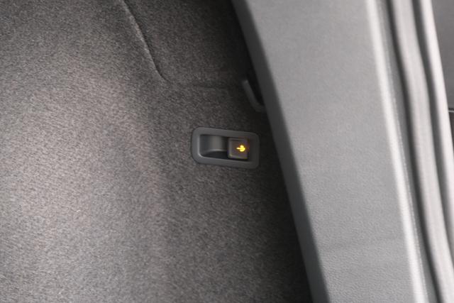 Cupra Ateca Magic Schwarz 