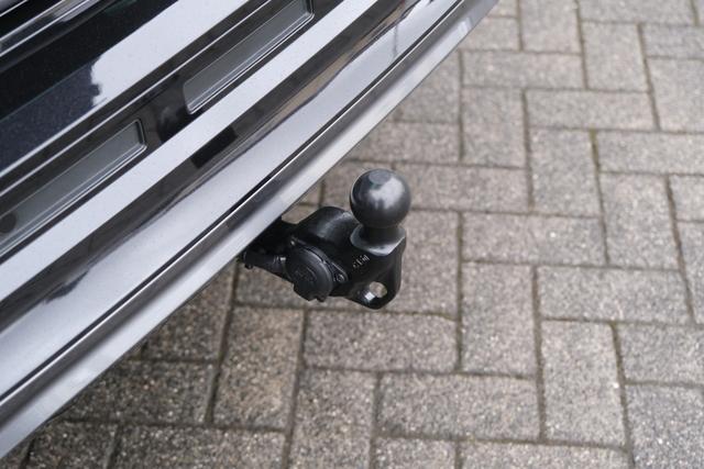 Cupra Ateca Magic Schwarz 