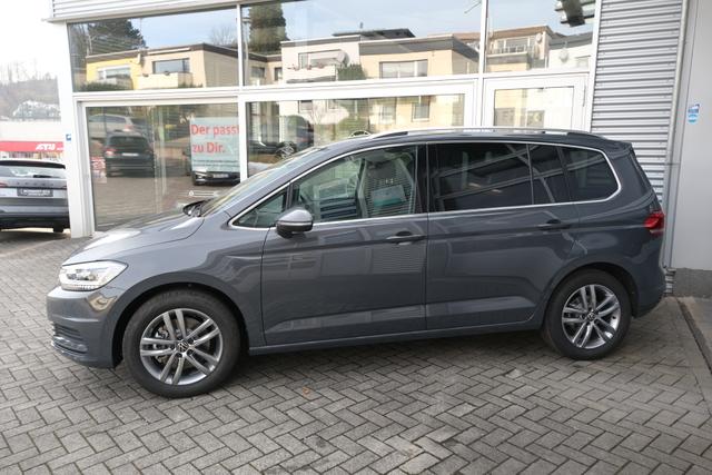 VW Touran 1.5 TSI DSG Delfingrau 