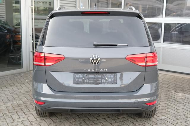 VW Touran 1.5 TSI DSG Delfingrau 
