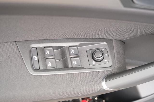 VW Touran 1.5 TSI DSG Delfingrau 