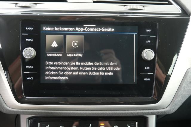 VW Touran 1.5 TSI DSG Delfingrau 