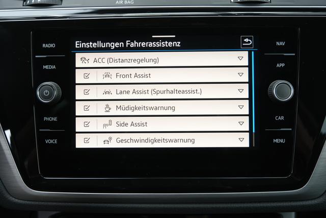 VW Touran 1.5 TSI DSG Delfingrau 