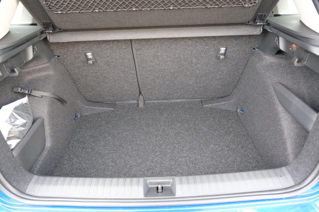 Skoda Kamiq Selection Race Blau 