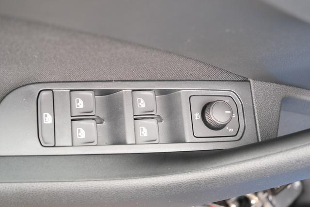 Skoda Kamiq Selection Race Blau 