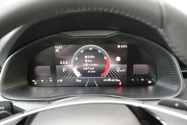 Skoda Kamiq Selection Race Blau 