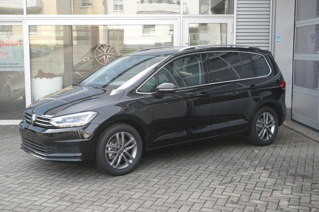 VW Touran 1.5 TSI DSG Grenadilschwarz 