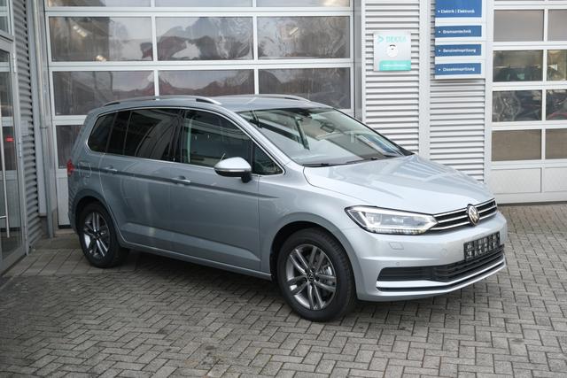 VW Touran Oyster Silber Metallic 