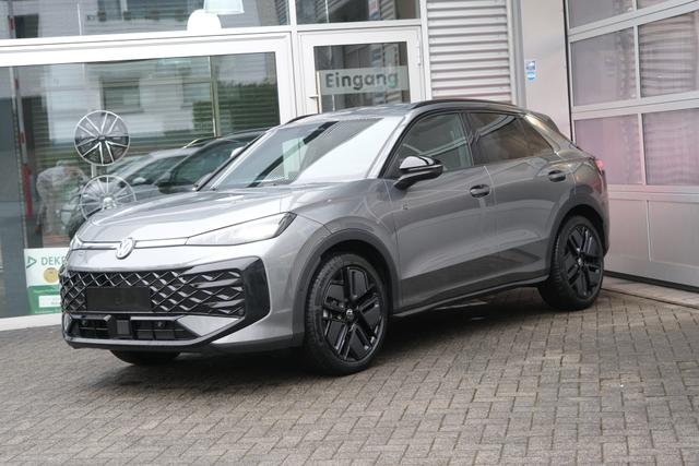 VW T-Roc 1.5 eTSI R-Line Wolf Grey 