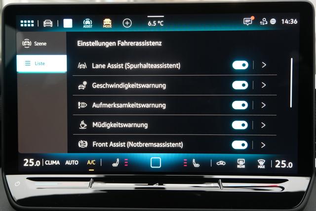 VW T-Roc 1.5 eTSI R-Line Wolf Grey 