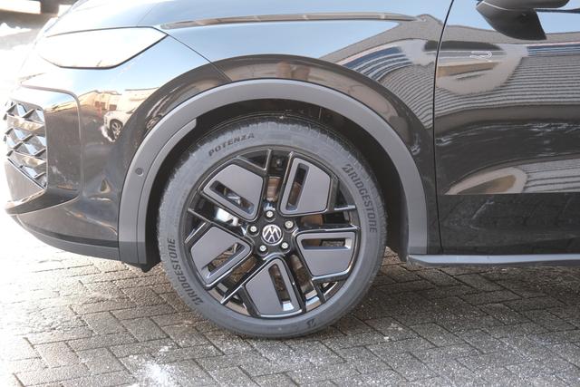 VW T-Roc eTSI R-Line 