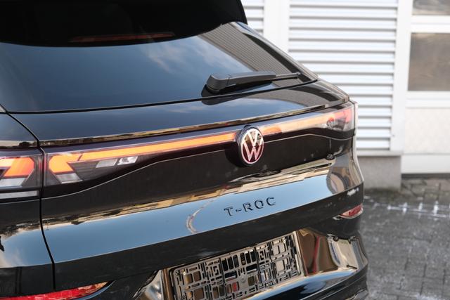 VW T-Roc eTSI R-Line 