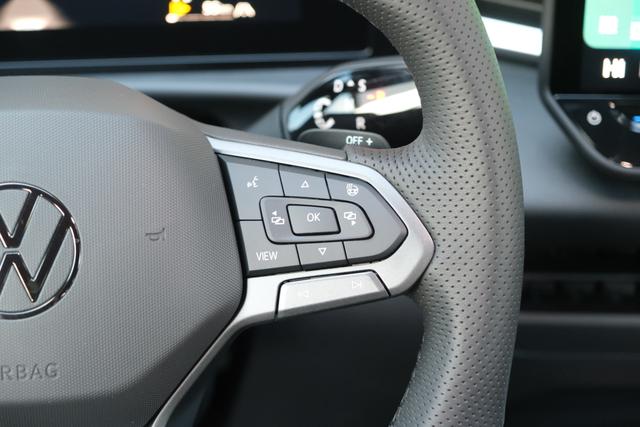 VW T-Roc eTSI R-Line 