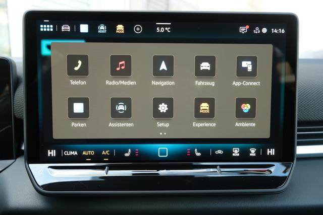 VW T-Roc eTSI R-Line 