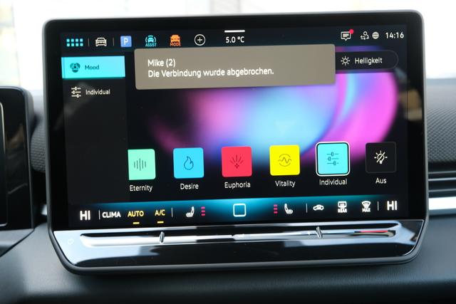 VW T-Roc eTSI R-Line 