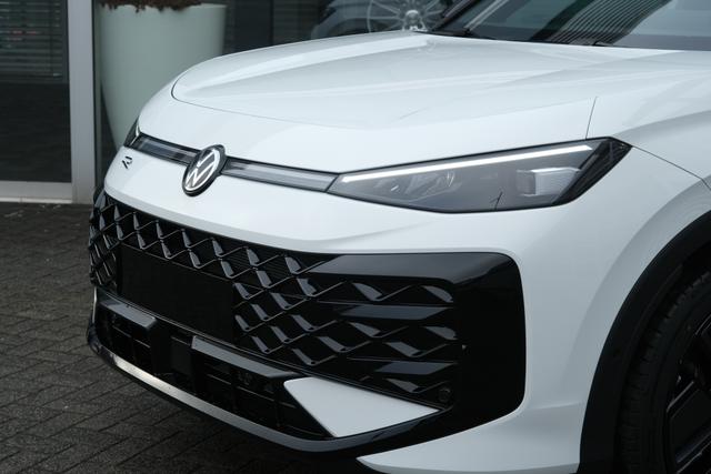 VW T-Roc eTSI R-Line 