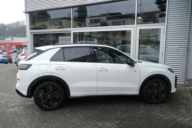 VW T-Roc eTSI R-Line 