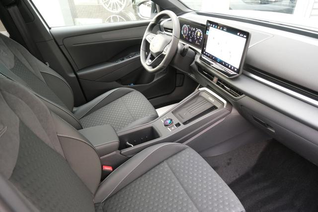 VW T-Roc eTSI R-Line 