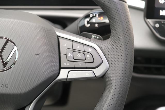 VW T-Roc eTSI R-Line 