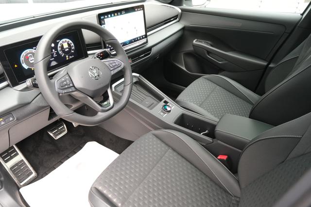 VW T-Roc eTSI R-Line 