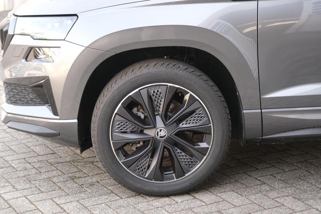 Skoda Karoq Sportline Graphite Grau 
