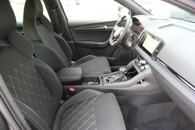 Skoda Karoq Sportline Graphite Grau 
