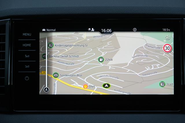 Skoda Karoq Sportline Graphite Grau 