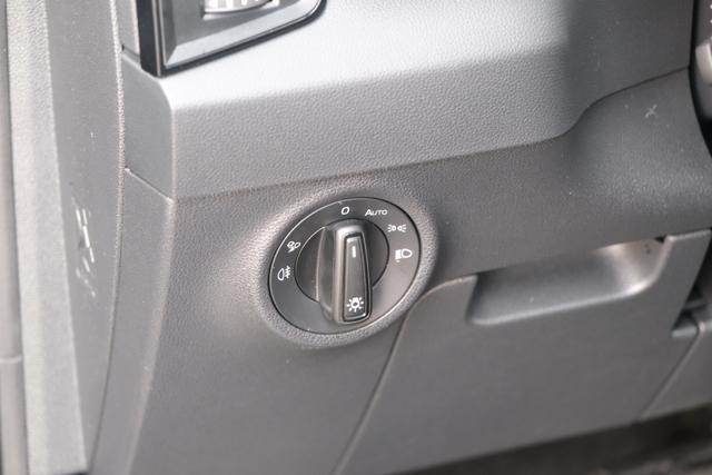 Skoda Karoq Sportline Graphite Grau 