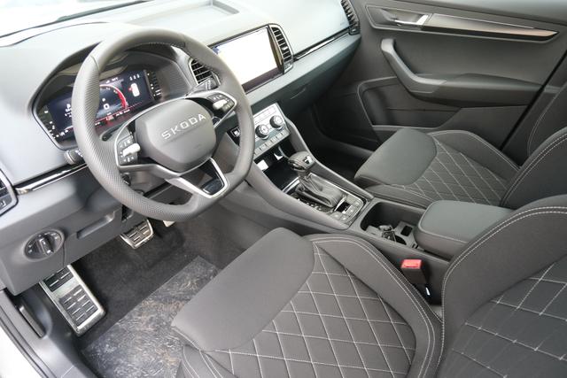 Skoda Karoq 1.5 TSI DSG Sportline AHK Matrix Assistenzpaket Plus Kamera 
