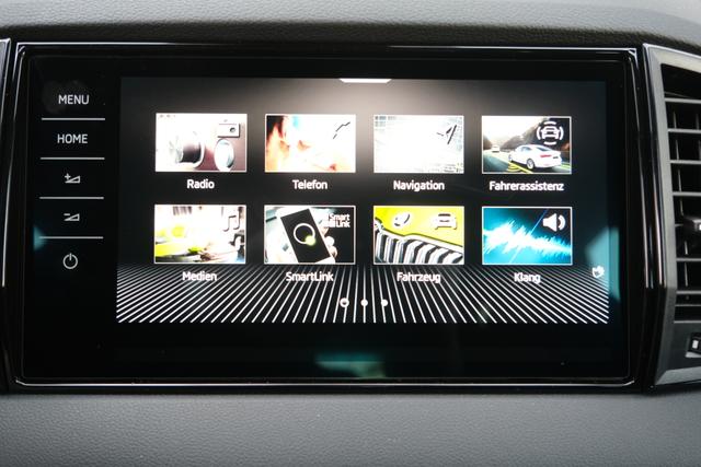 Skoda Karoq 1.5 TSI DSG Sportline AHK Matrix Assistenzpaket Plus Kamera 